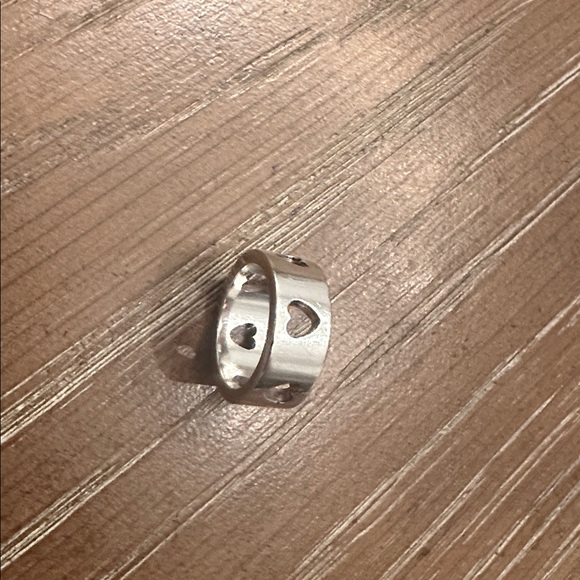 Tiffany & Co. Vintage 925 Silver Heart Stencil Cut-Out Band Ring - Approx. 6 🤍 - Picture 12 of 14